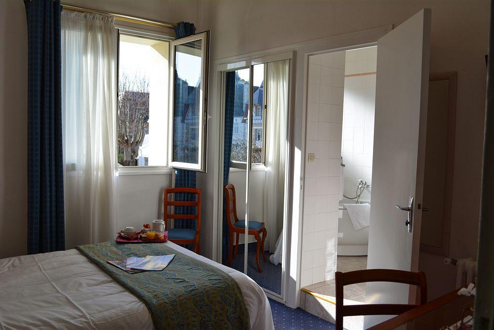 Marie Anne Hotel Deauville Bagian luar foto