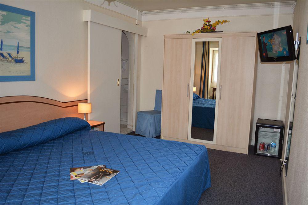 Marie Anne Hotel Deauville Bagian luar foto